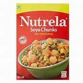 NUTRELA SOYABARI CHUNKS MED SIZE - GROFOO