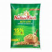 NATURE FRESH SOYABEAN REFINED OIL 1LTR POUCH - GROFOO